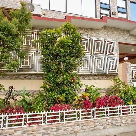 La Belladoza Near Airport 호텔 Paranaque City 외부 사진