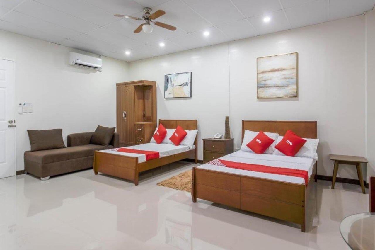 La Belladoza Near Airport 호텔 Paranaque City 외부 사진